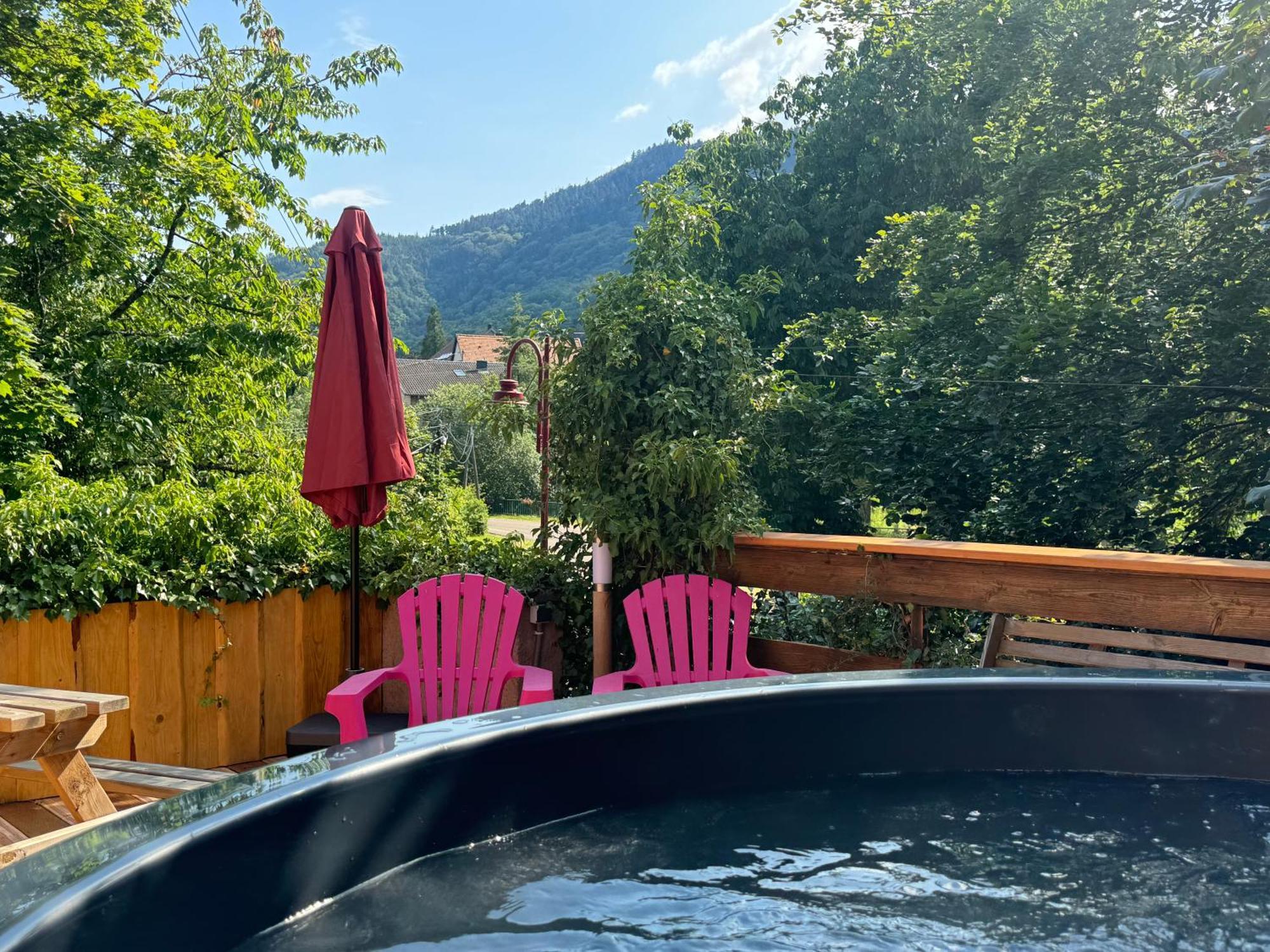Gite Au Manoir Des Sens Avec Bain Nordique Jacuzzi Bergheim Εξωτερικό φωτογραφία